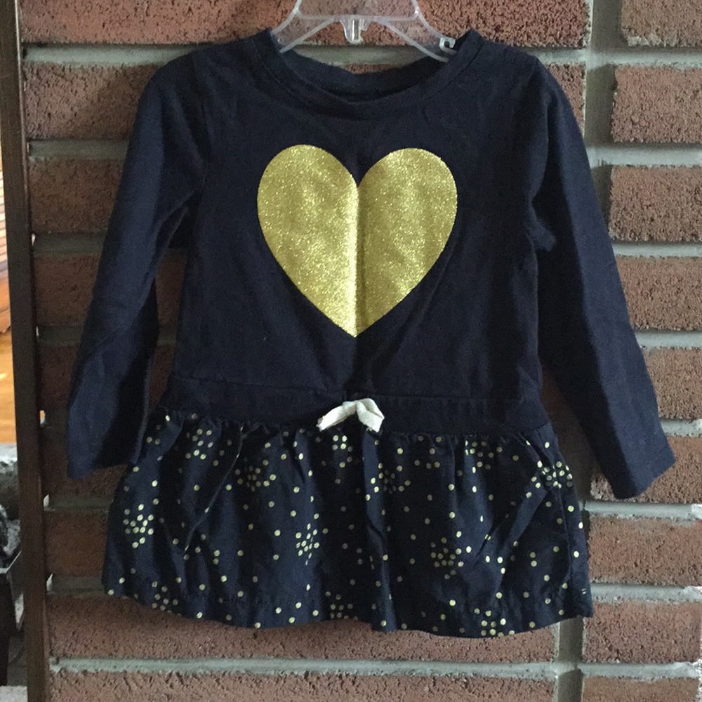Carters 2T sweatshirt.